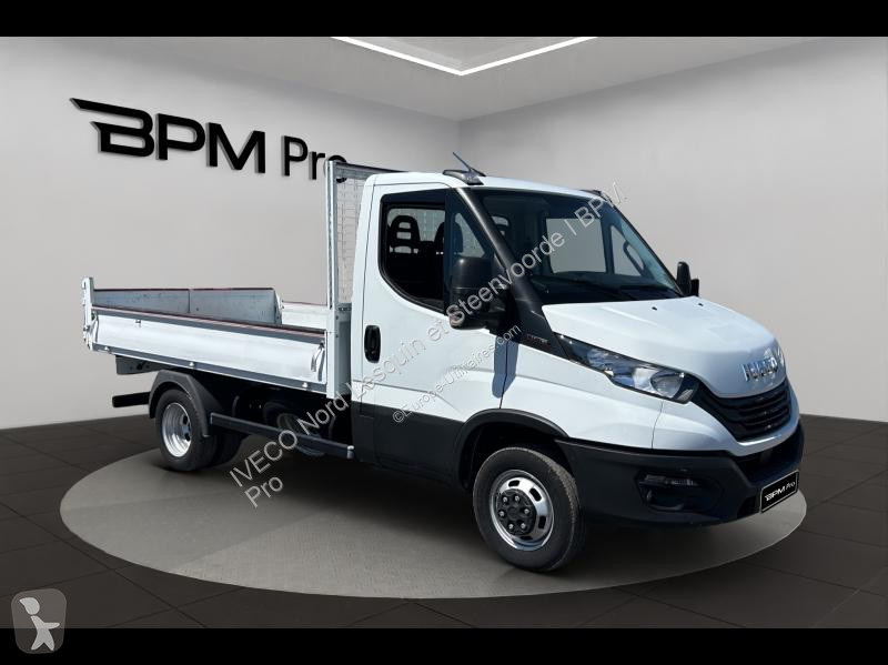 Véhicule utilitaire Iveco CCb 35C16H3.0...
