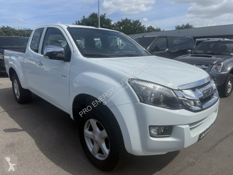 Véhicule utilitaire Isuzu 2.5 TD 163 SPACE...
