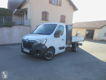 عربة نفعية قلابة Renault