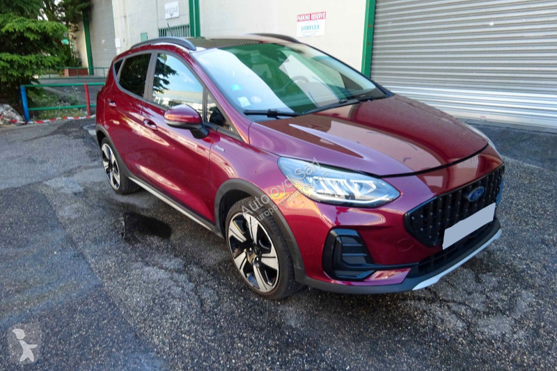 Véhicule utilitaire Ford FIESTA 1,0 I 95