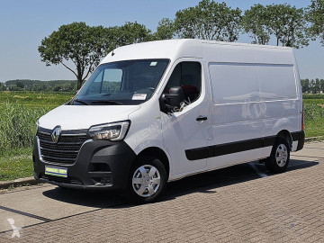 Лекотоварен фургон Renault