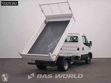 Utilitaire benne Iveco