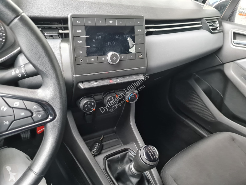 عربة نفعية Renault CLIO V STE 1.0 SCE 75CH AIR