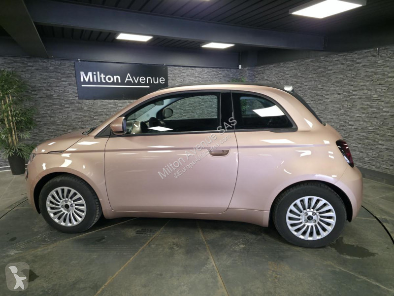 عربة نفعية Fiat 500 Fiat Cabriolet Electrique...