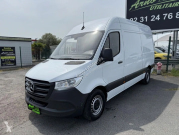 Véhicule utilitaire Mercedes