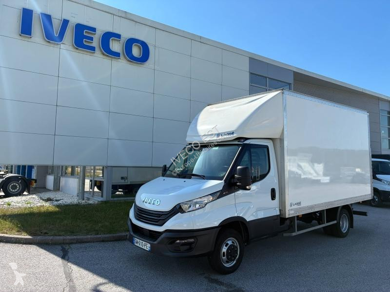 Véhicule utilitaire Iveco 3.0 - Caisse 20 m3 +...