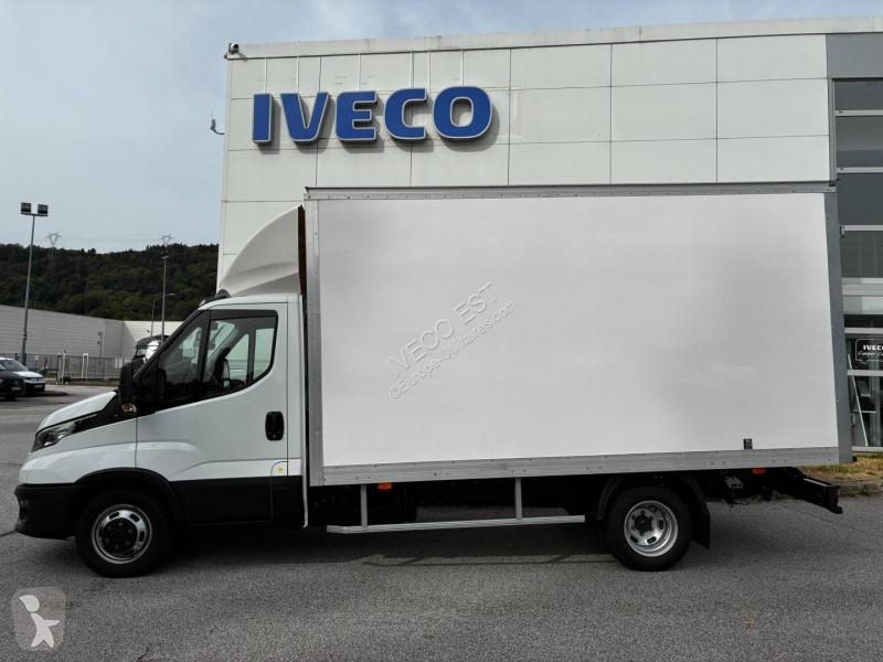 Коммерческий автомобиль Iveco CCb 35C16H 3.0 -...