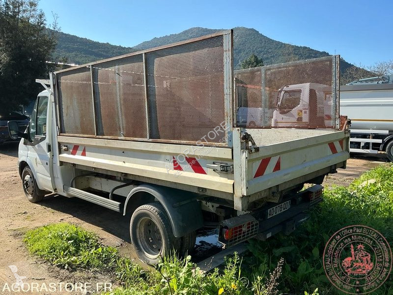 Коммерческий автомобиль Ford TRANSIT