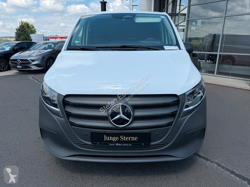 Furgoneta Mercedes Vito  3200 Klima Kamera LED AHK