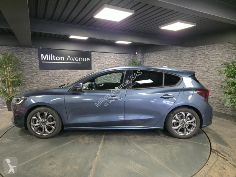 Véhicule utilitaire Ford FOCUS 1.0 EcoBoost...