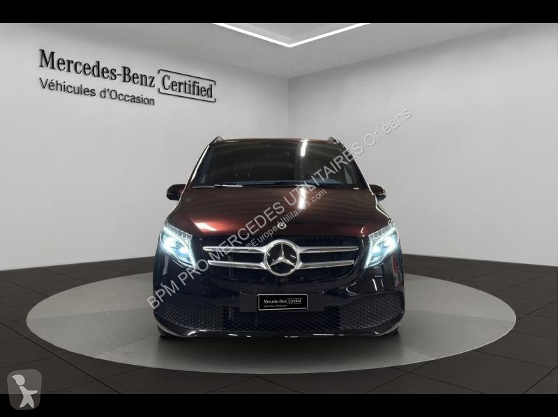 Véhicule utilitaire Mercedes 300 d Extra-Long...