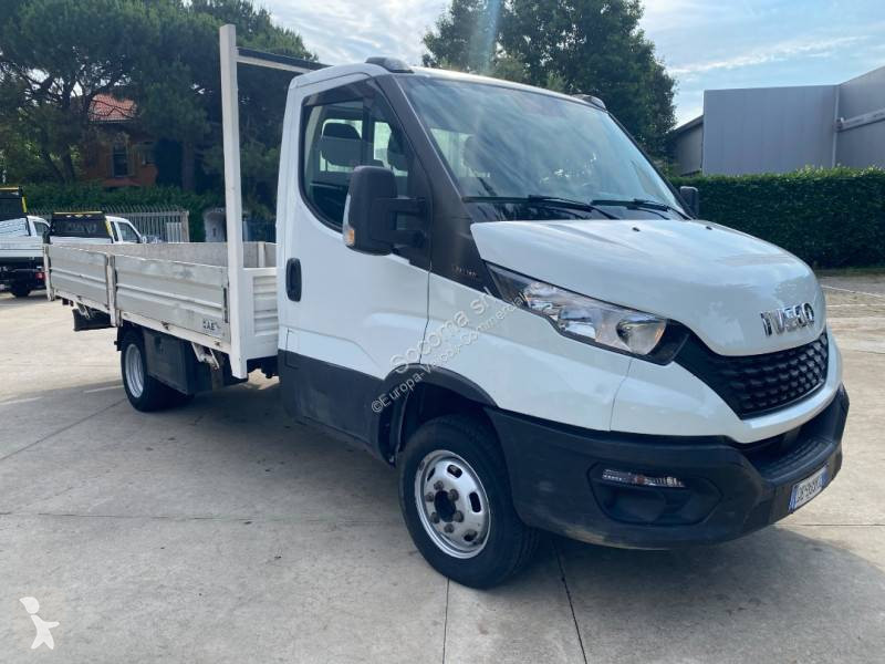 Furgoneta Iveco