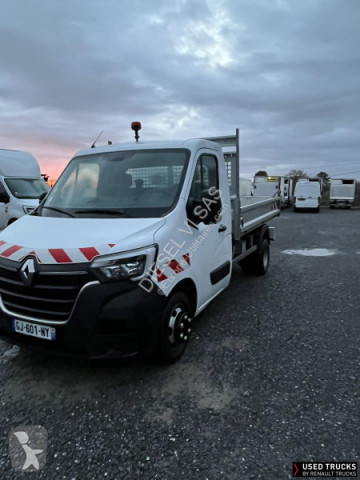 Utilitaire benne Renault