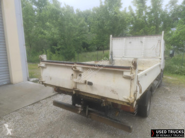 Utilitaire benne Renault