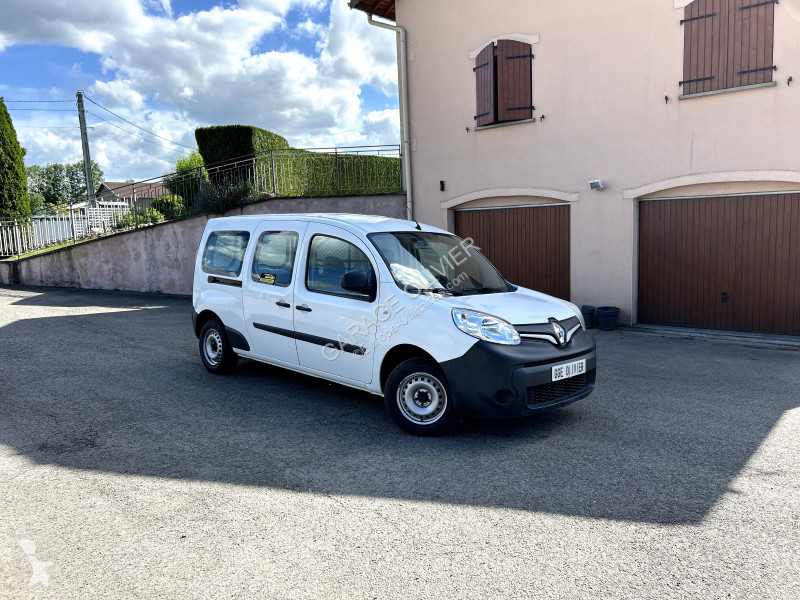 Véhicule utilitaire Renault Maxi Grand Volume...