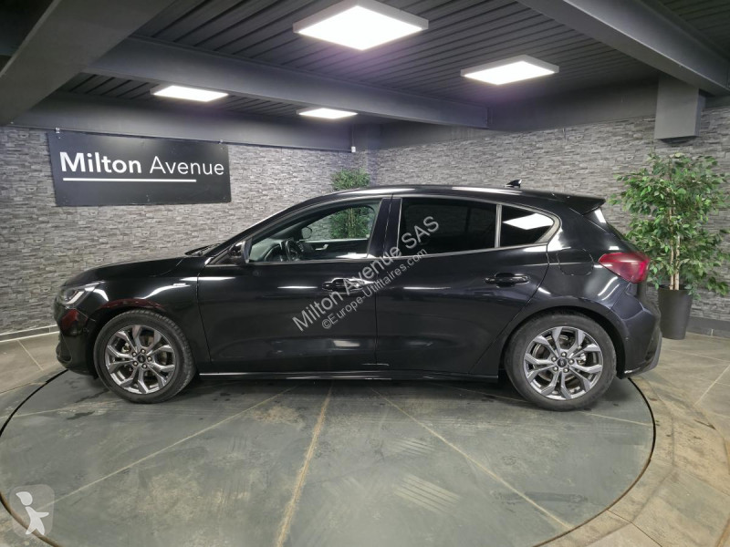 Véhicule utilitaire Ford FOCUS 1.0 EcoBoost...