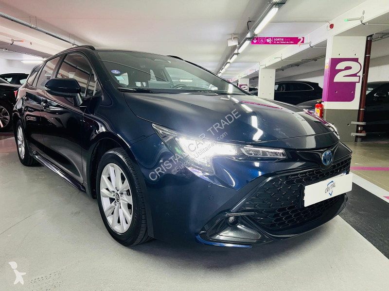 Samochód dostawczy Toyota COROLLA TOURING SPT...