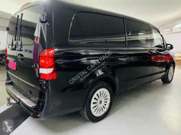 Furgon dostawczy Mercedes