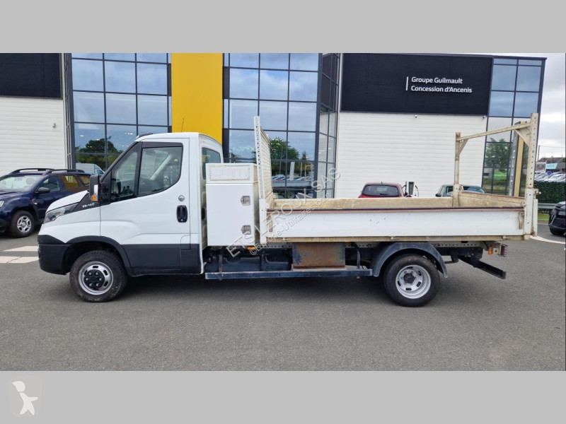 Furgoneta Iveco DAILY CHASSIS CABINE