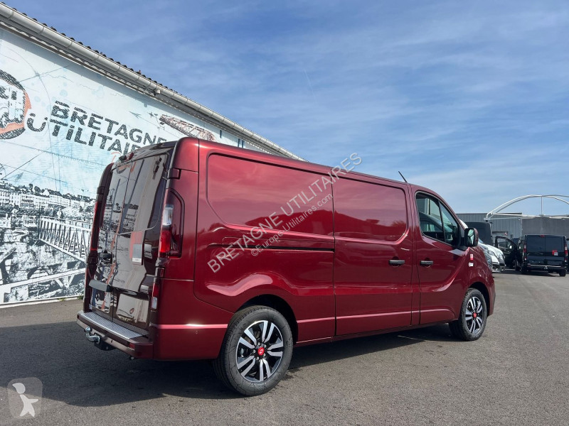 Véhicule utilitaire Renault TRAFIC III FG NEUF:...