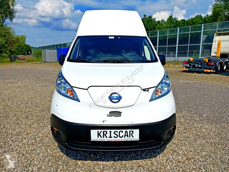 Samochód dostawczy Nissan