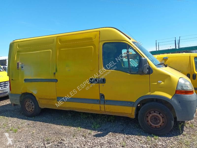 عربة نفعية Renault