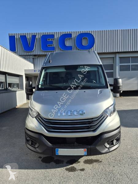 عربة نفعية Iveco