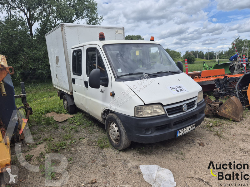 Véhicule utilitaire Fiat Maxi 2,8 JTD