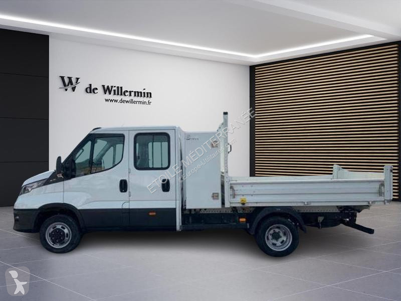 Véhicule utilitaire Iveco Châssis (2014->) DBLE...