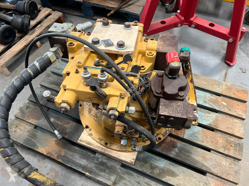Furgoneta Caterpillar 330C