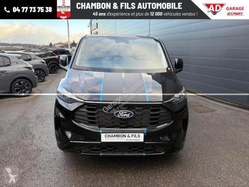 Nyttofordon Ford FOURGON 320 L1H1 2.0 ECOBLUE...