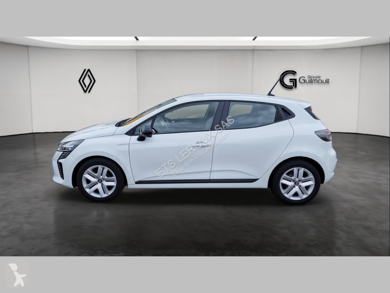 عربة نفعية Renault CLIO V