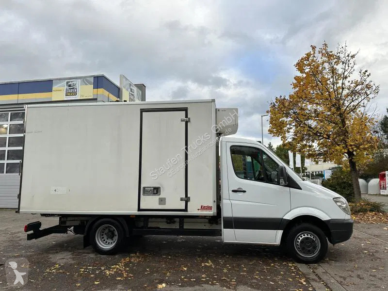 Furgoneta Mercedes 516 luftgefedert *Tiefkühl...
