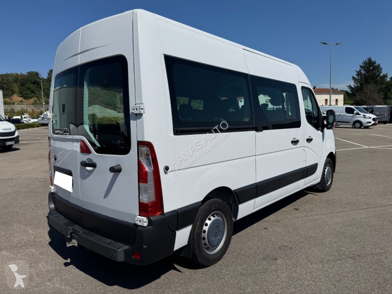 عربة نفعية Renault L2H2 2.3 dCi 145 9PL 9 places
