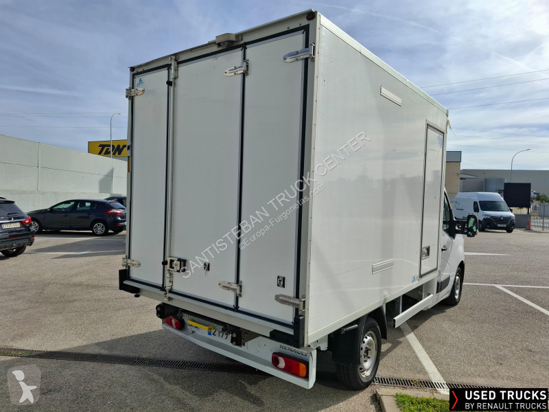 Samochód dostawczy Renault