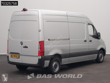 Mercedes Sprinter 215 CDI Automaat 150pk L2H2 MBUX Camera Airco Parkeersensoren CarPlay Euro6 L2 A/C