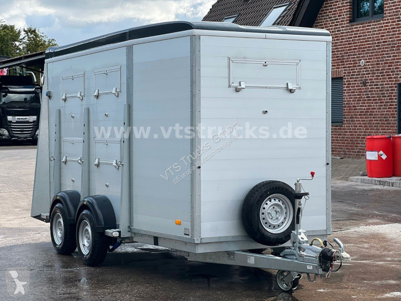 مقطورة Humbaur Viehanhänger HTV 35 ALU, *NEU*