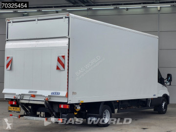 Fourgon Iveco