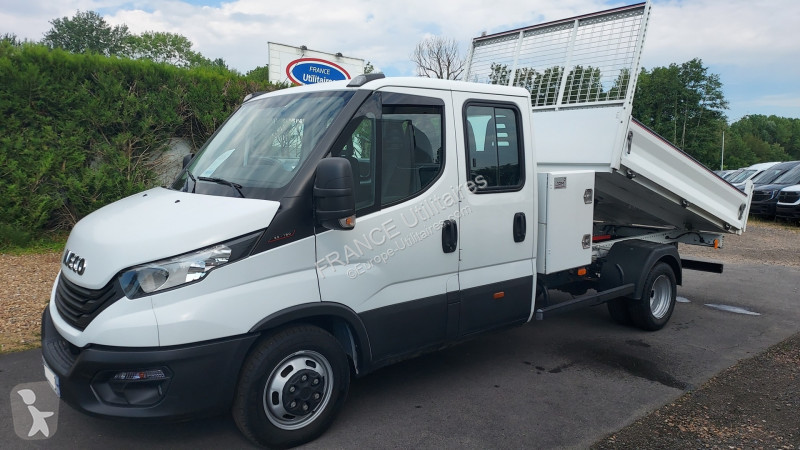 Véhicule utilitaire Iveco DAILY BENNE 6 PLACES...