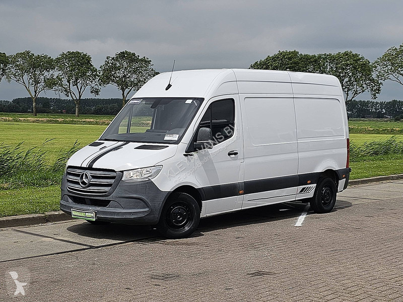 Furgoneta Mercedes 214 CDI AUT. L2H2
