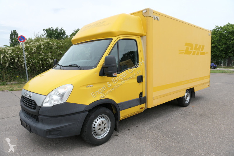 Iveco Daily 35 S11 C30C AUTOMATIK KAMERA Regale...