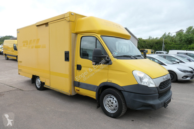 Veículo utilitário Iveco Daily 35 S11 C30C...