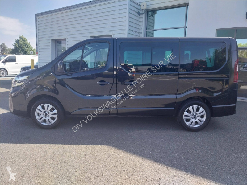 عربة نفعية Nissan Primastar Combi L1H1 3.0t 2.0...