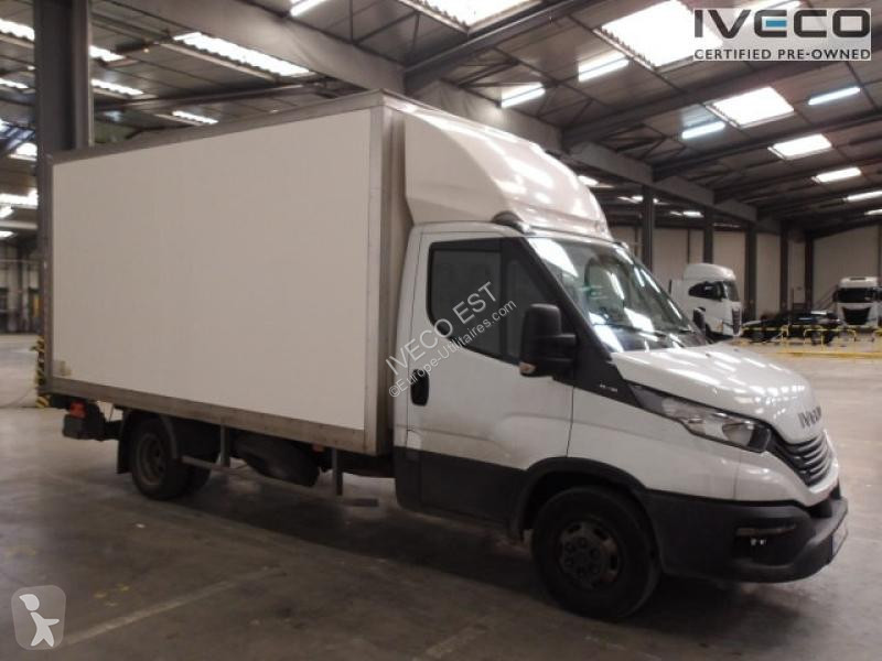Véhicule utilitaire Iveco CCb 35C16H 3.0L...