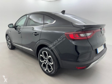 سيارة عربة رباعية الدفع / عربة نفعية رياضية Renault