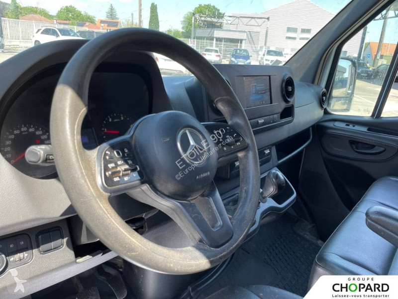 Véhicule utilitaire Mercedes SPRINTER CHASSIS...
