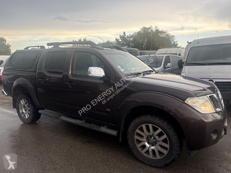 Véhicule utilitaire Nissan NAVARA 3.0 V6 DCI...