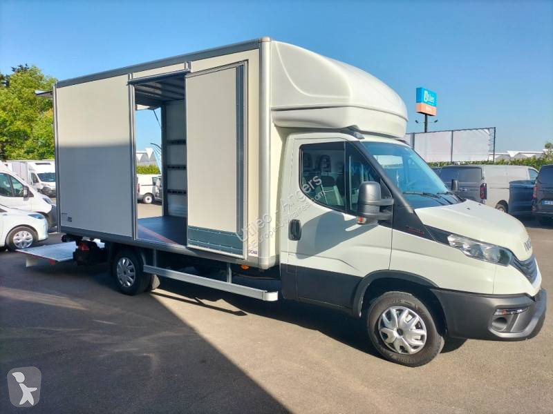 Furgoneta Iveco