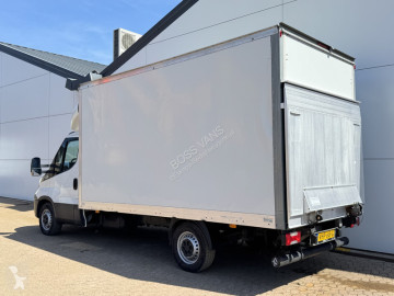 Fourgon Iveco