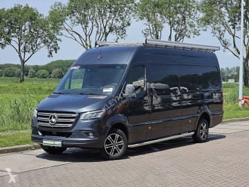 Fourgon Mercedes